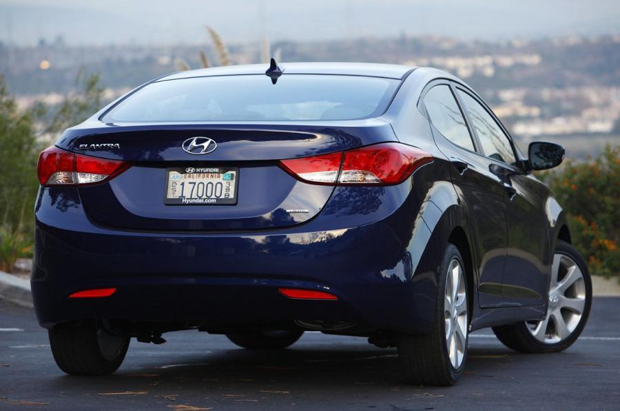  Hyundai Elantra 2011 года  (фото 33 из 144)